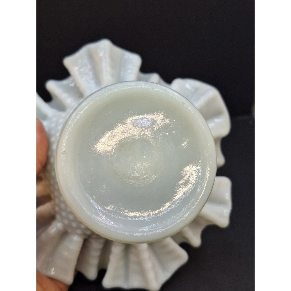 Vintage Portugal Ivima Glass Milk‎ Glass Diamond Point Footed Compote